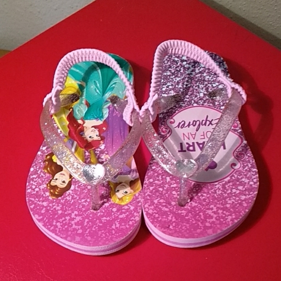 Disney Princess Sandals - Picture 3 of 5